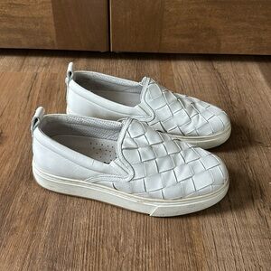 J slides basket weave slip ons